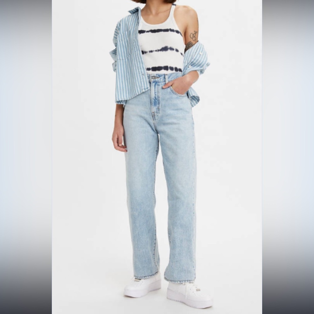 Levi’s High Waisted Straight Jeans